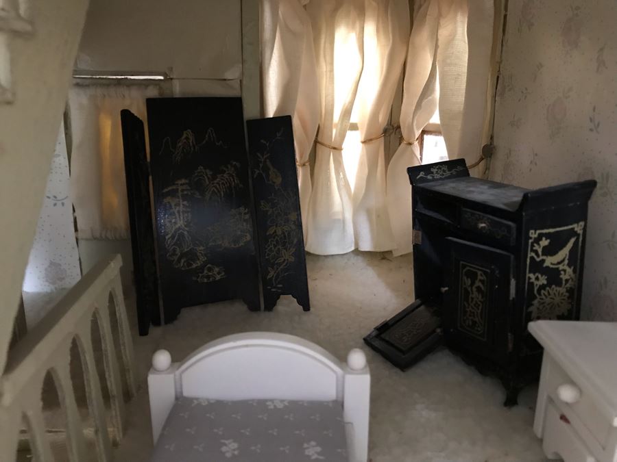 Large Victorian Doll House Furnished 23W X 18D X 36H - See Photos [Photo 11]