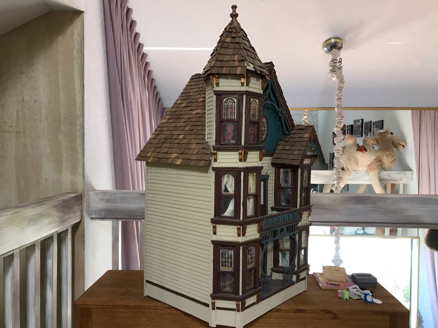 Large Victorian Doll House Furnished 23W X 18D X 36H - See Photos [Photo 18]
