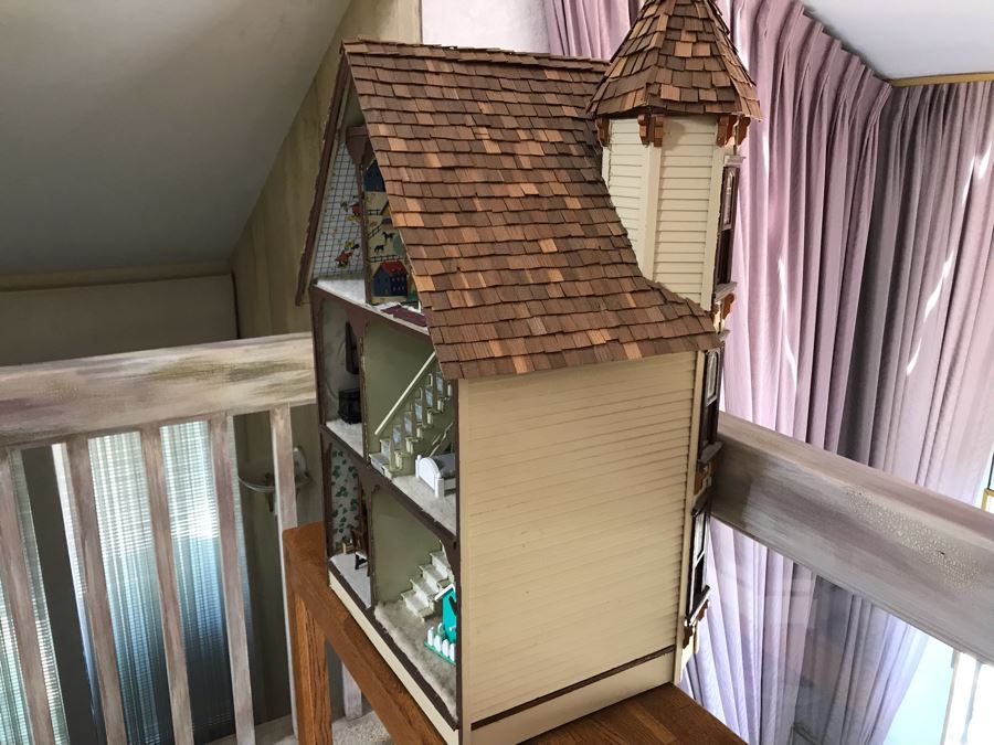 Large Victorian Doll House Furnished 23W X 18D X 36H - See Photos [Photo 17]
