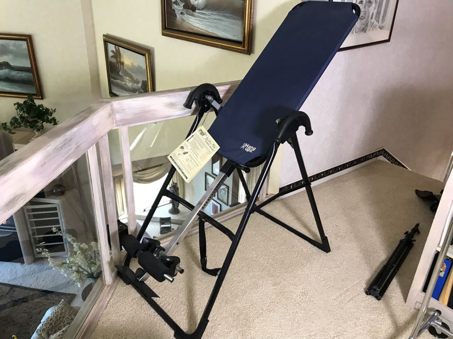 Teeter Hangups Inversion Table F7000 [Photo 3]
