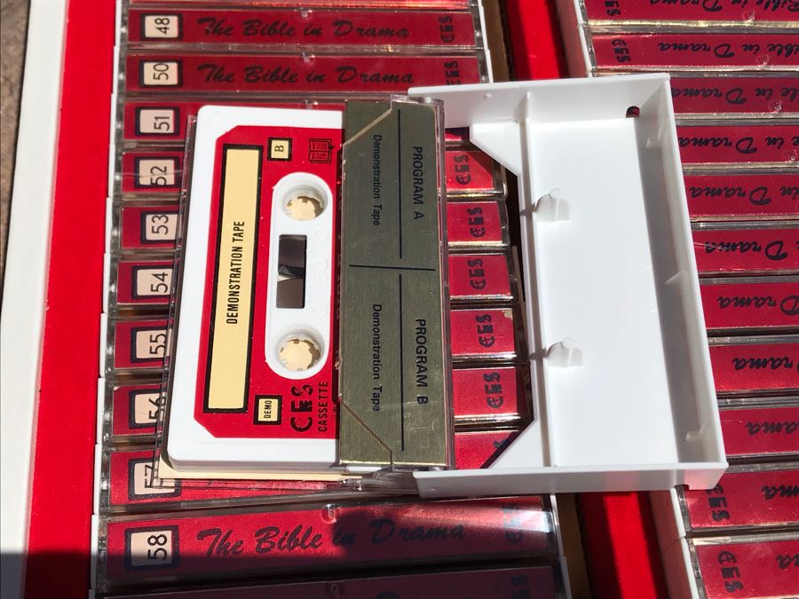 Set Of Cassette Tapes With Box The Bible In Drama By Christian Educational Service 60 Cassettes [Photo 5]