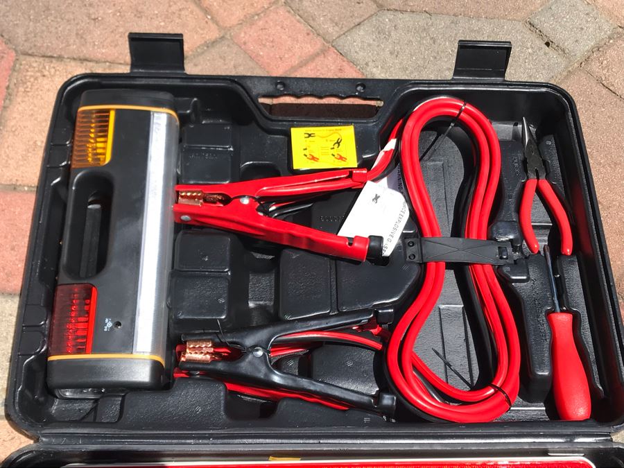 40 Piece Target Auto Emergency Kit