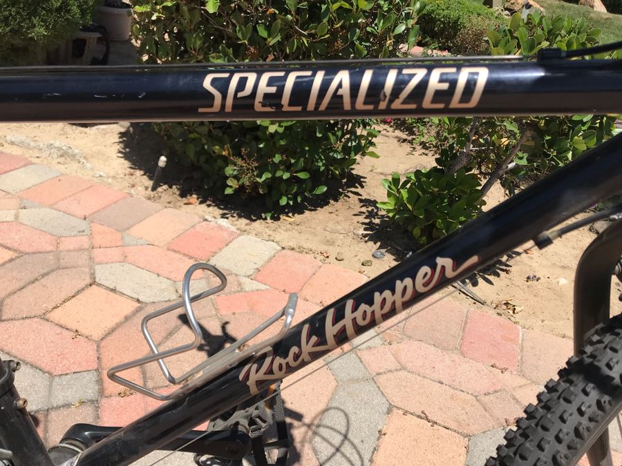 Specialized Rockhopper Mountain Trail Bicycle Bike [Photo 4]