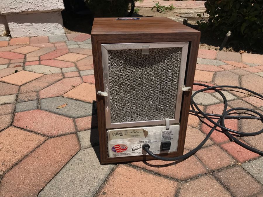 Living Air Model XL15 HEPA Purifier Retail New $699 [Photo 3]