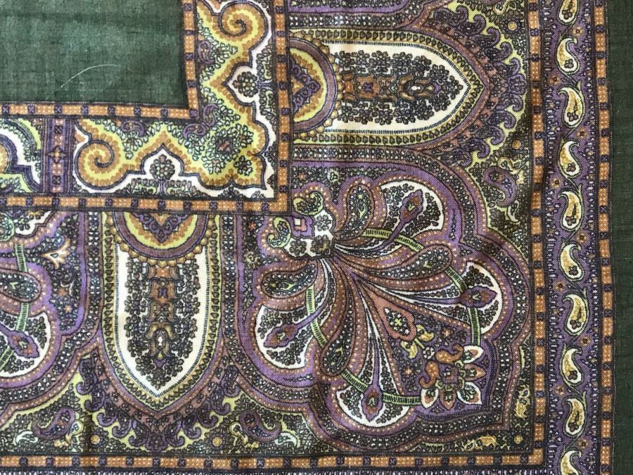 Yves Saint Laurent YSL Scarf 53 X 53 [Photo 4]