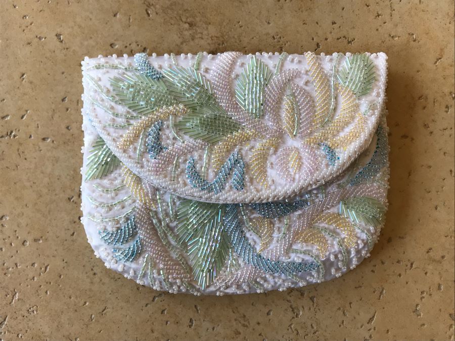 Vintage Hong Kong Beaded Purse 7 X 9 [Photo 2]