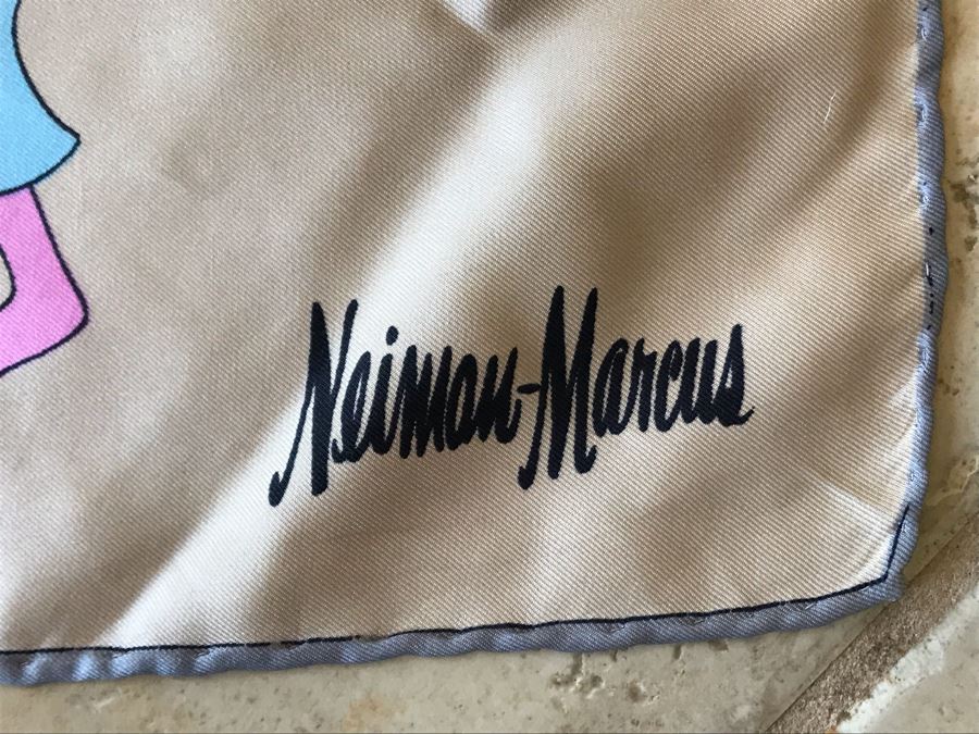 Neiman-Marcus Tree Of Life Folk Art Scarf 31 X 31 [Photo 3]