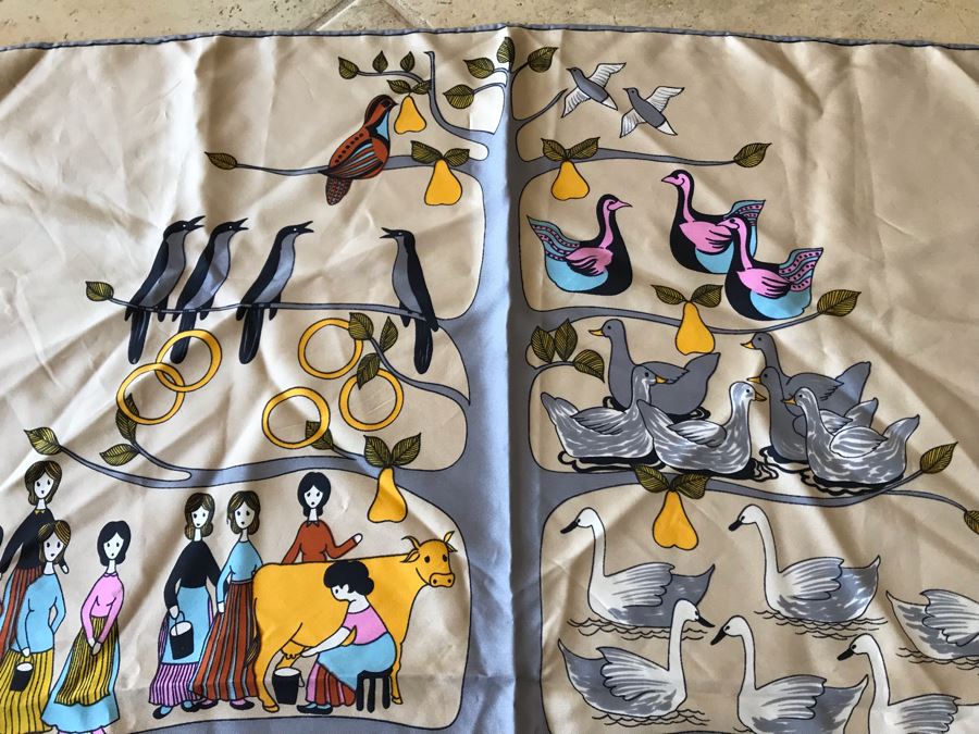 Neiman-Marcus Tree Of Life Folk Art Scarf 31 X 31 [Photo 5]