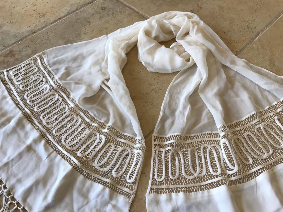 Oscar De La Renta Silk Scarf 72L X 18W [Photo 5]