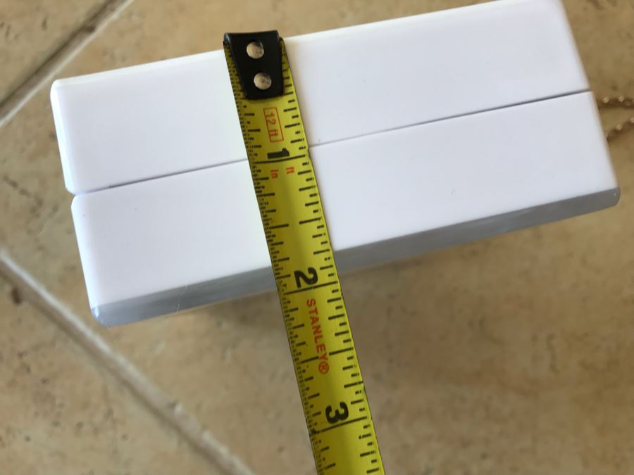 Jessica McClintock Inlaid Sailboat Handbag 7W X 2D X 5H [Photo 9]