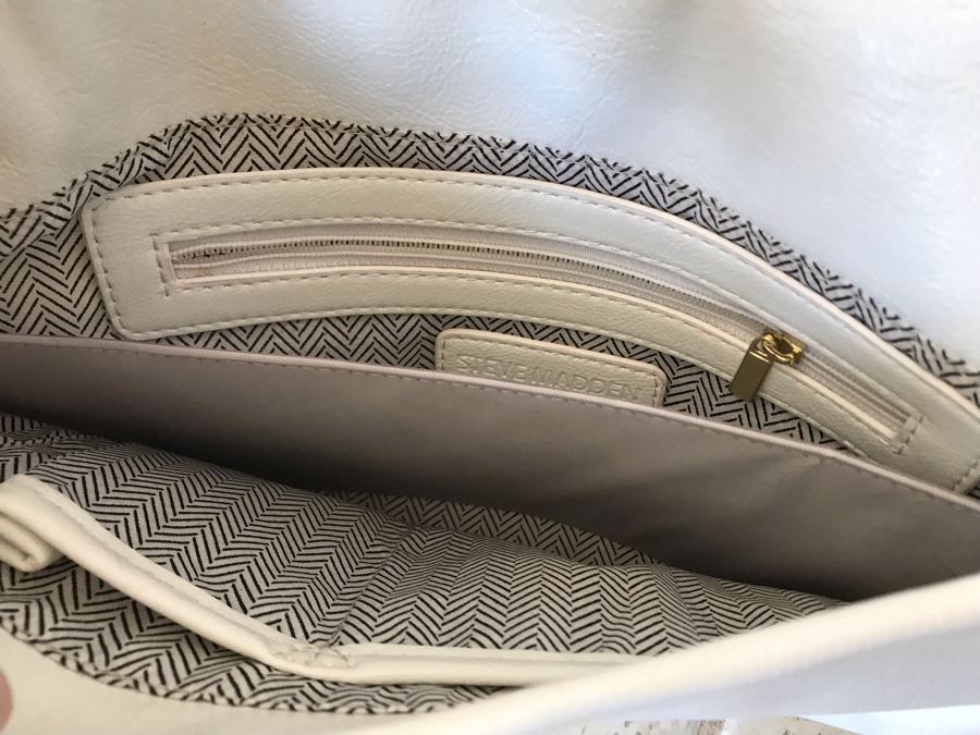 Pair Of Steve Madden Handbags [Photo 8]