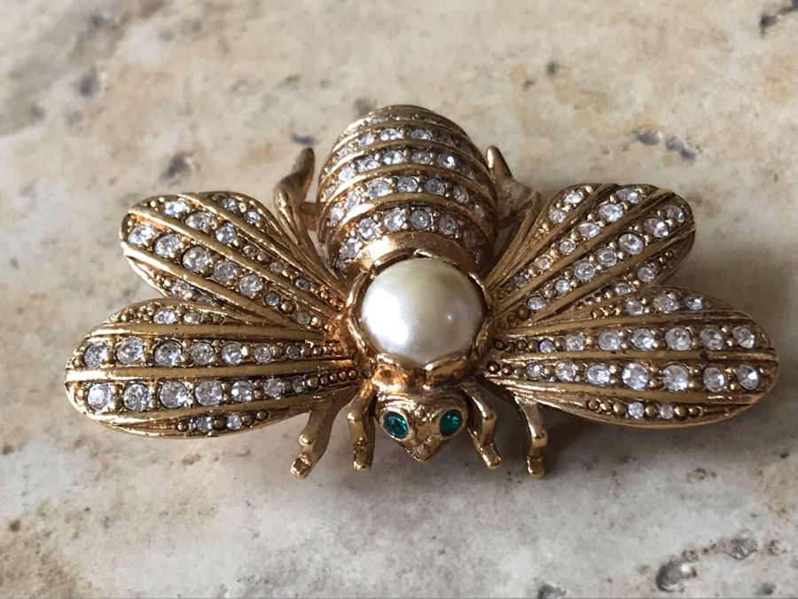 Joan rivers sale bee brooch