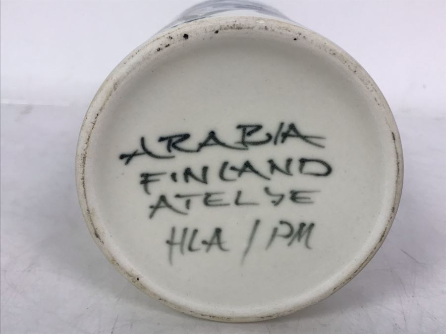 Mid-Century Modern Arabia Vase Made In Finland 4W X 9.5H [Photo 5]