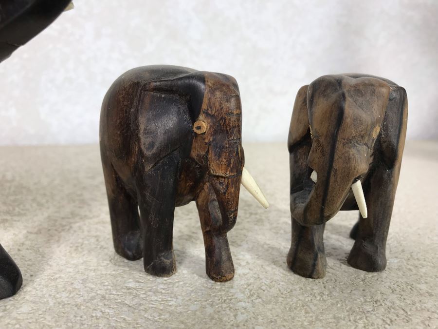 Four Carved Wooden Elephants Family Sculptures [Photo 6]