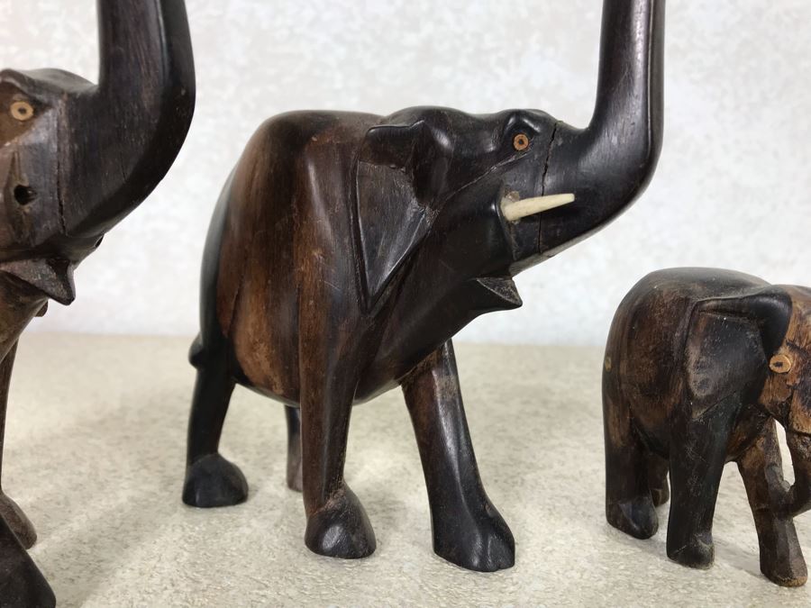 Four Carved Wooden Elephants Family Sculptures [Photo 5]