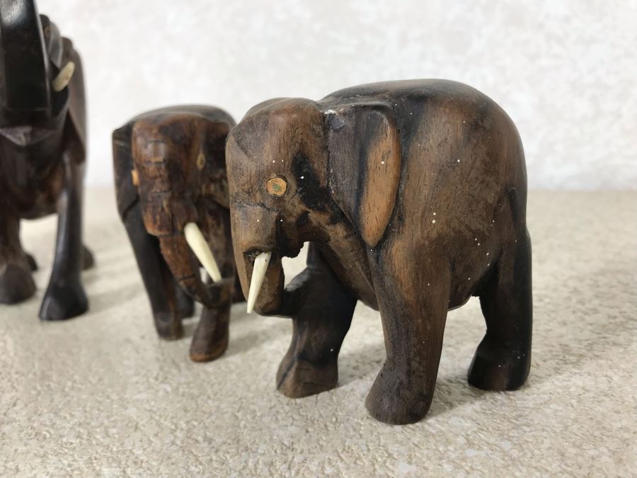Four Carved Wooden Elephants Family Sculptures [Photo 7]