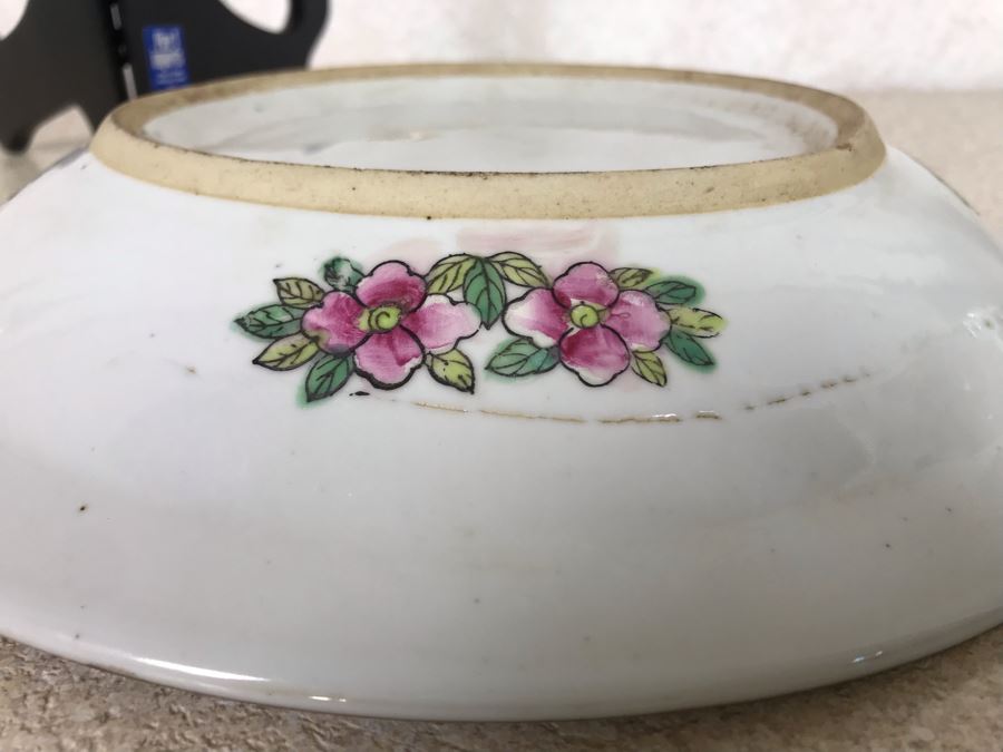 Hand Painted Chinese Dish With Stand 10.25W [Photo 8]