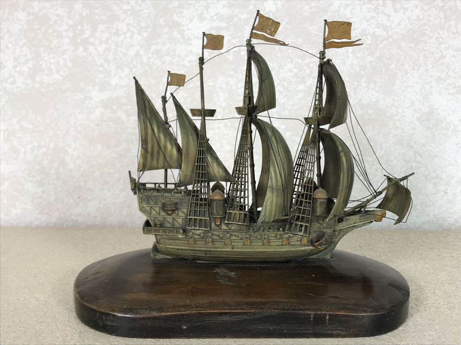 Metal English Sailing Ship Ark Royal Model With Wooden Base 10W X 5D X 9H [Photo 14]