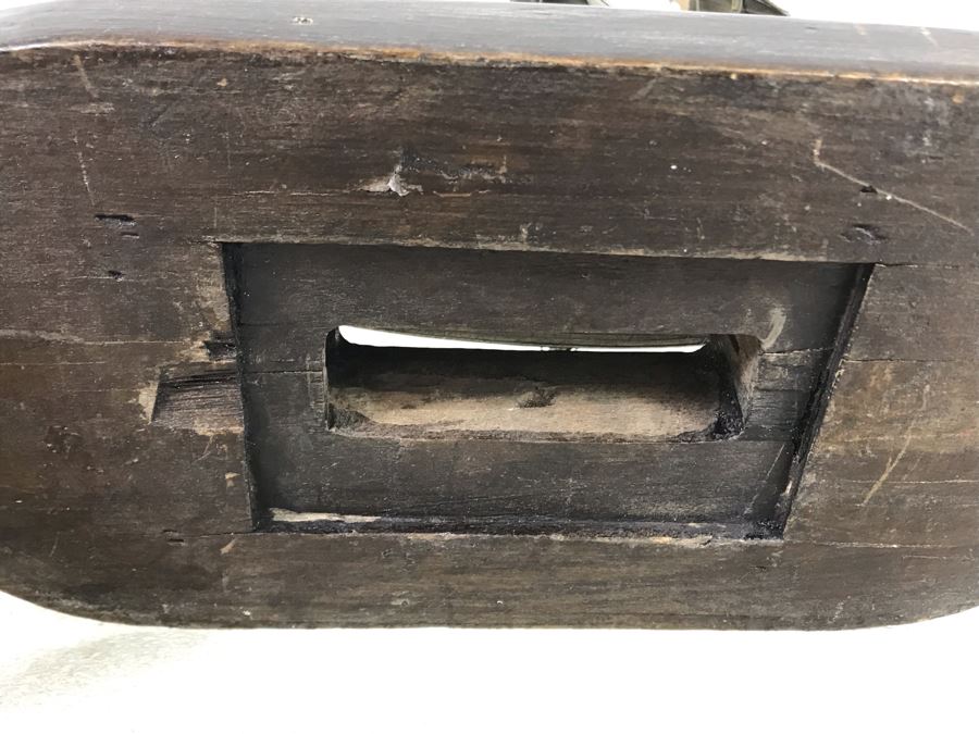 Metal English Sailing Ship Ark Royal Model With Wooden Base 10W X 5D X 9H [Photo 23]