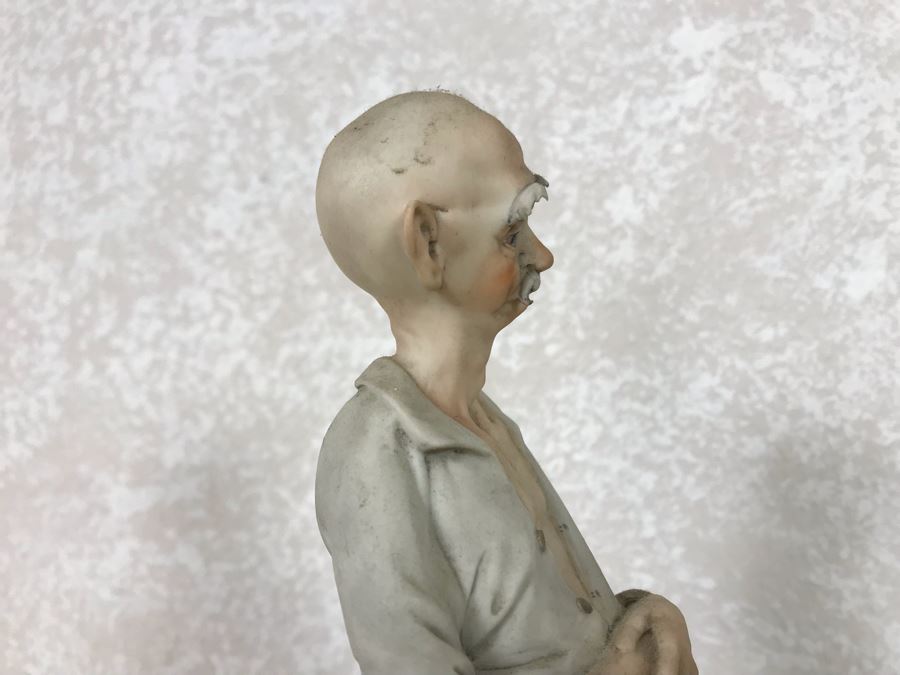 Vintage Italian Capodimonte Figurine 9.5H See Photos For Some Damage To Green Leaves [Photo 12]