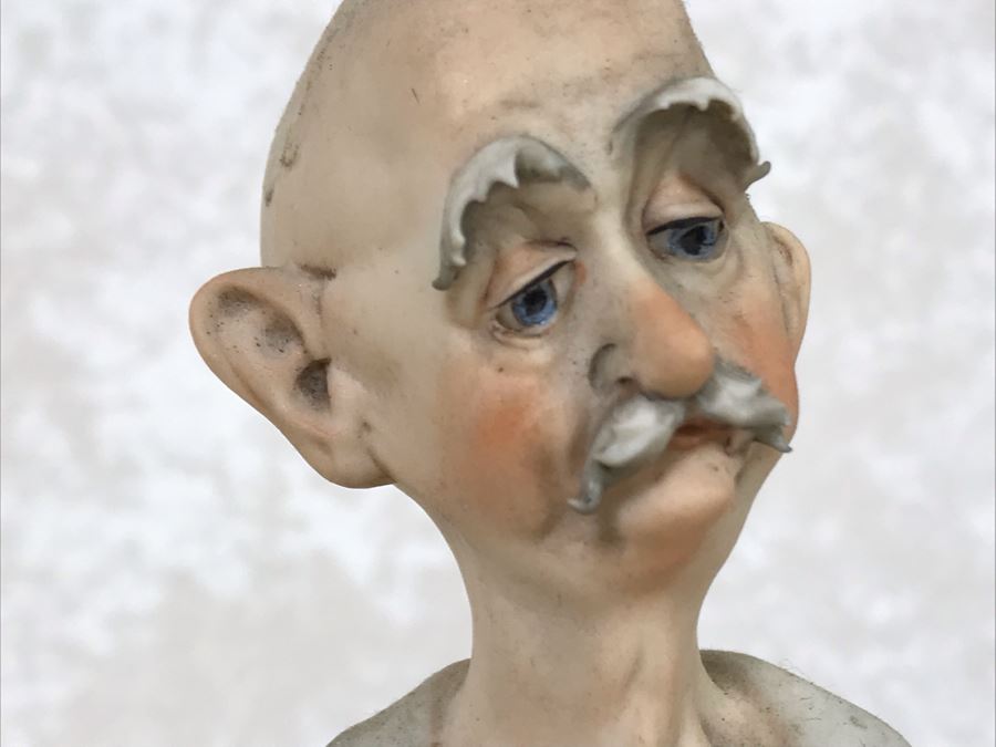 Vintage Italian Capodimonte Figurine 9.5H See Photos For Some Damage To Green Leaves [Photo 4]