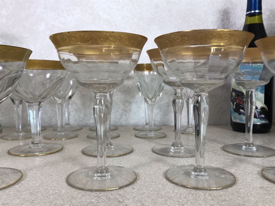 Large Collection Of Gold Rim Stemware Glasses With Matching Pitcher And Two Matching Decanters Apx 41 Pieces [Photo 14]
