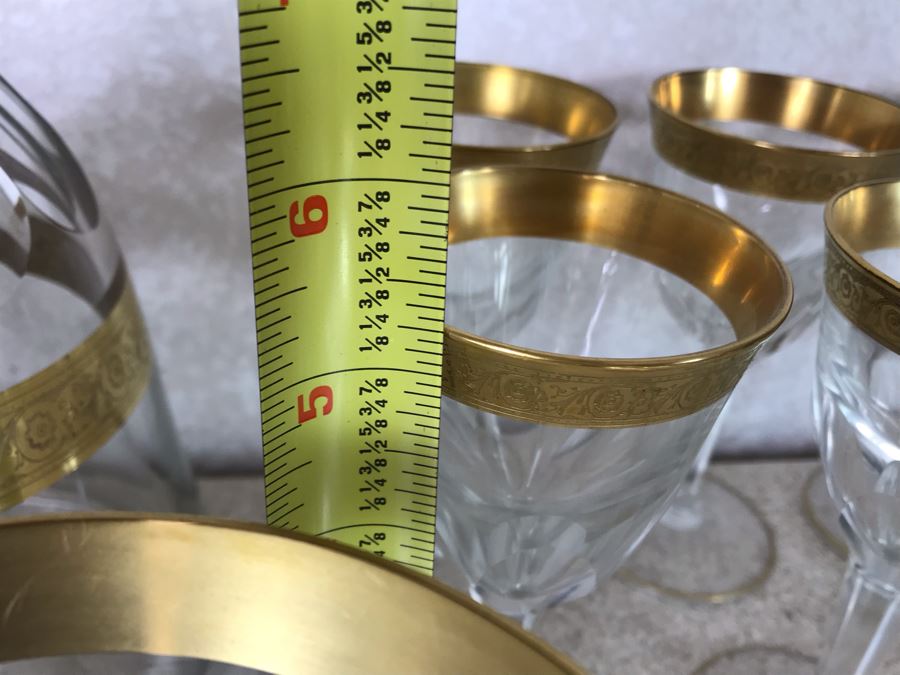 Large Collection Of Gold Rim Stemware Glasses With Matching Pitcher And Two Matching Decanters Apx 41 Pieces [Photo 21]