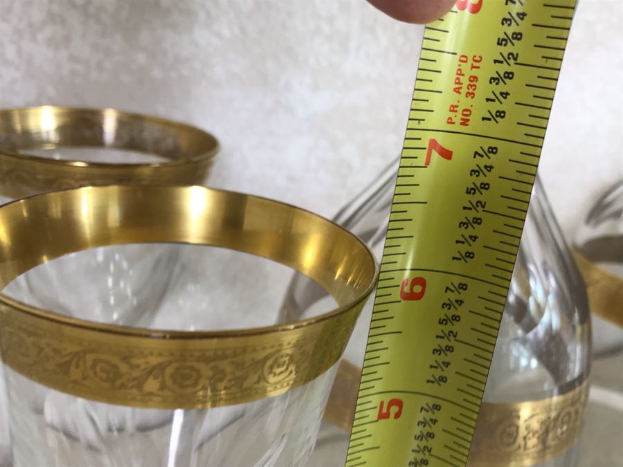 Large Collection Of Gold Rim Stemware Glasses With Matching Pitcher And Two Matching Decanters Apx 41 Pieces [Photo 18]