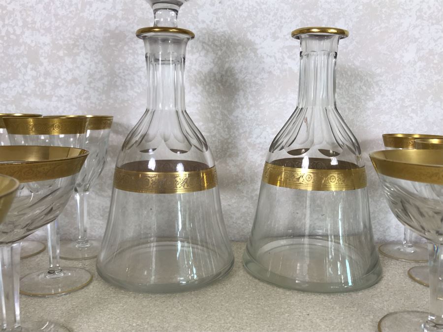 Large Collection Of Gold Rim Stemware Glasses With Matching Pitcher And Two Matching Decanters Apx 41 Pieces [Photo 11]