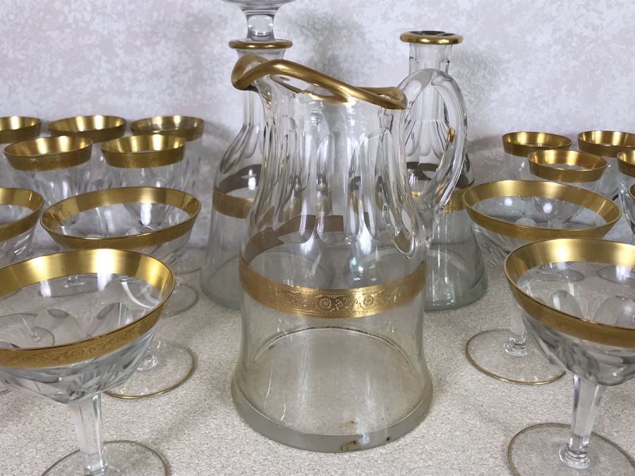 Large Collection Of Gold Rim Stemware Glasses With Matching Pitcher And Two Matching Decanters Apx 41 Pieces [Photo 8]