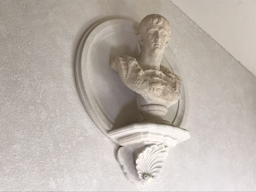 Wall Mounted Roman Bust And Medallion Shelf [Photo 2]
