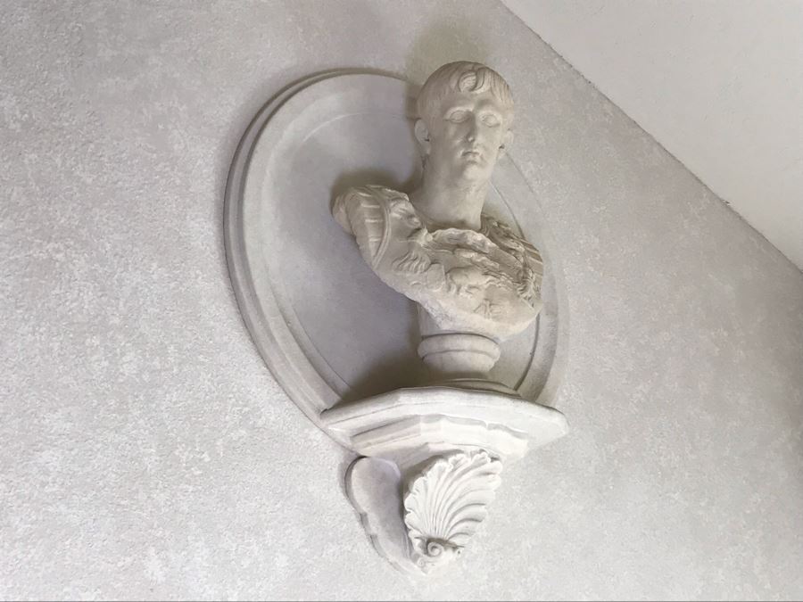 Wall Mounted Roman Bust And Medallion Shelf [Photo 3]