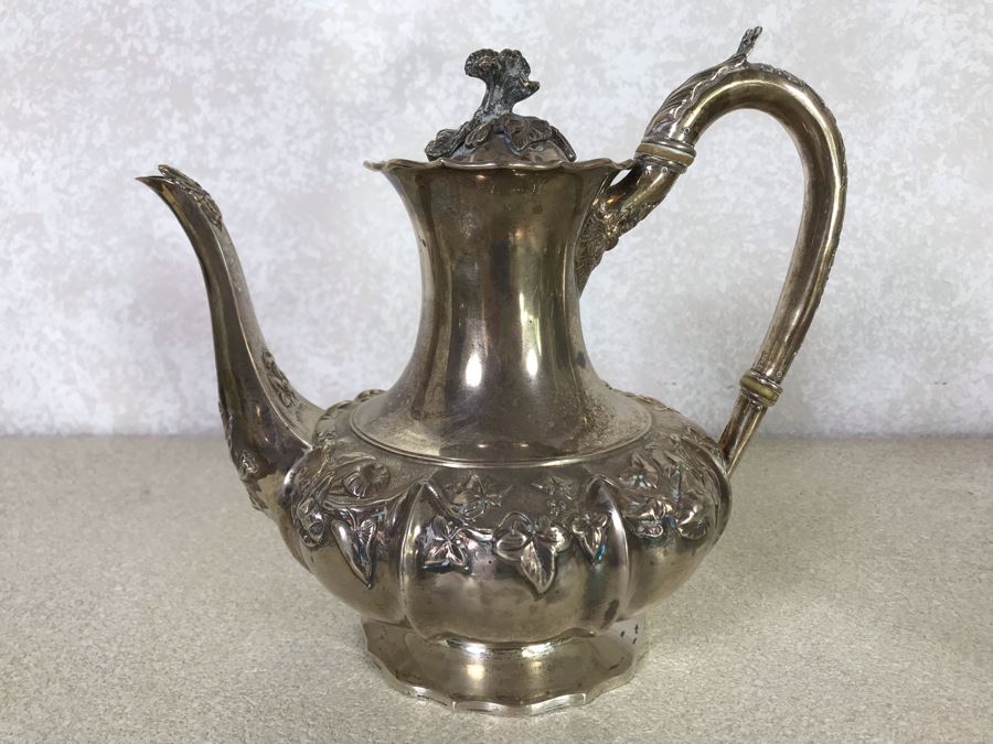 Rare Arts And Crafts Sterling Silver Repousse Tea And Coffee Service With Teapot, Coffee Pot, Creamer And Sugar By Alexander Clark 188 Oxford St London 2,700g [Photo 46]