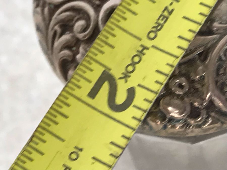 Pair Of Sterling Silver Repousse Lided Bottles 2W 22g [Photo 11]