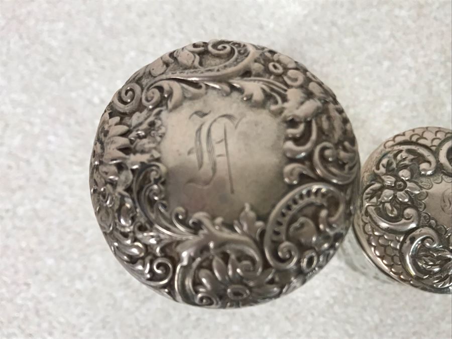 Pair Of Sterling Silver Repousse Lided Bottles 2W 22g [Photo 4]