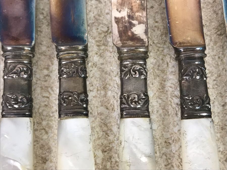 Vintage Sterling Silver Repousse And Mother Of Pearl Handle Knives - Four By Landers Frary & Clark Aetna Works And Four By American Cutlery Company 247g TW [Photo 5]