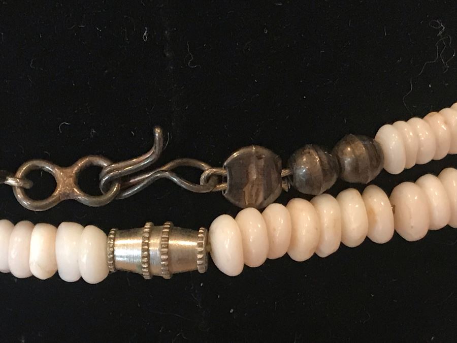 Pair Of Native American Shell Necklaces [Photo 7]