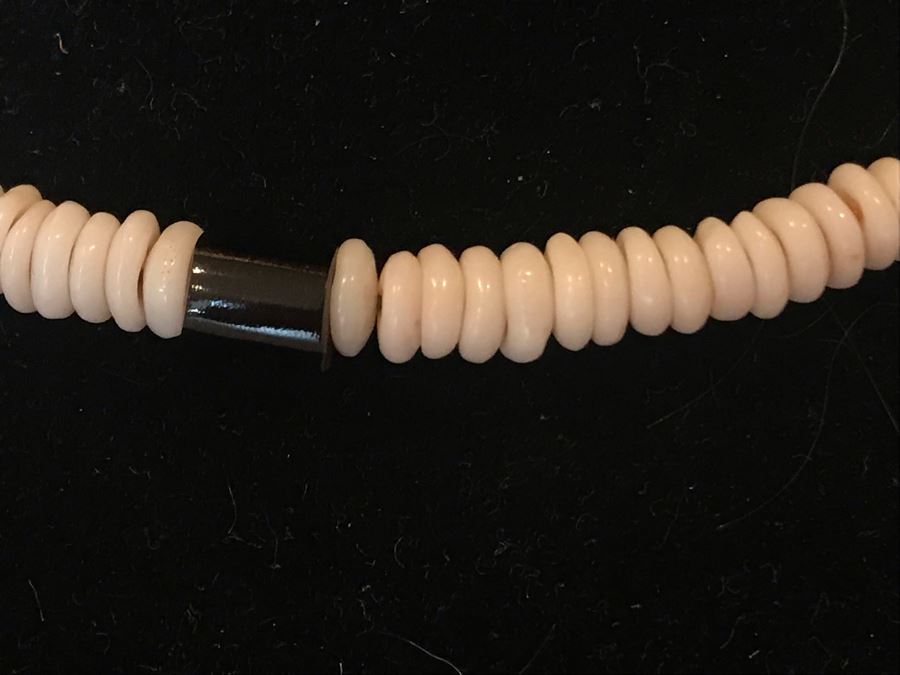 Pair Of Native American Shell Necklaces [Photo 4]