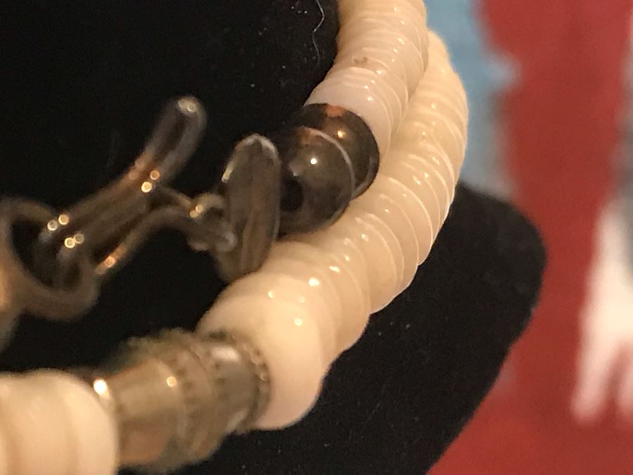 Pair Of Native American Shell Necklaces [Photo 8]