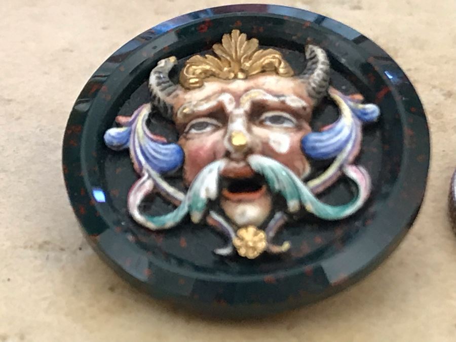 JUST ADDED - Vintage Hand Painted Pin Brooch [Photo 5]