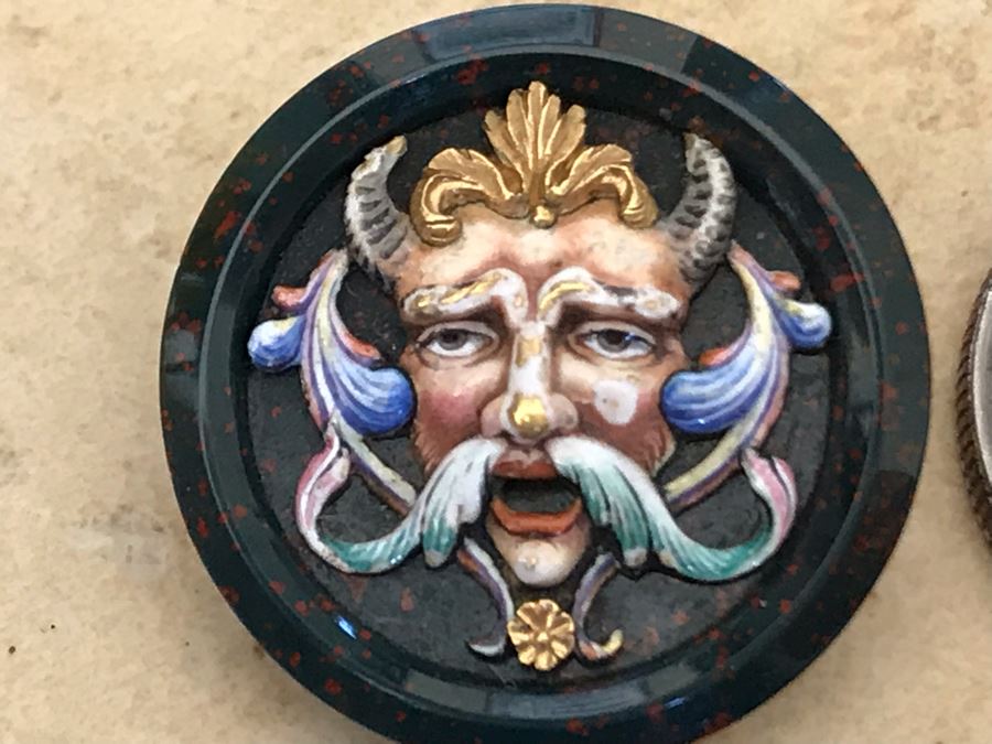 JUST ADDED - Vintage Hand Painted Pin Brooch [Photo 4]