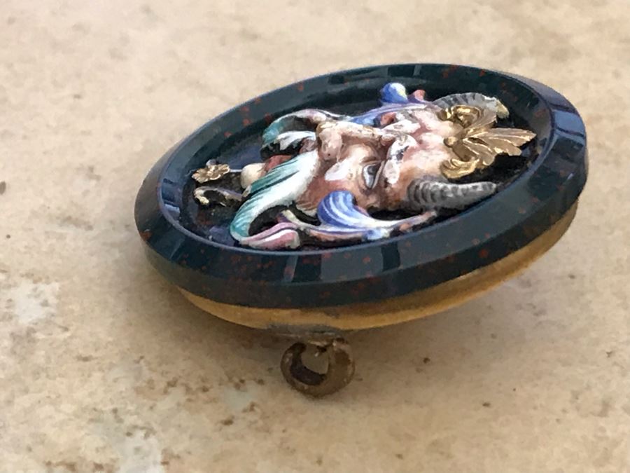 JUST ADDED - Vintage Hand Painted Pin Brooch [Photo 6]