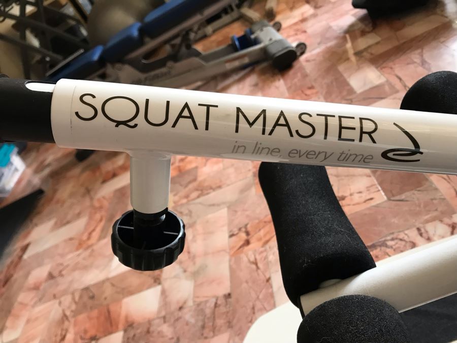 Squat Master Fitness Equipment [Photo 3]