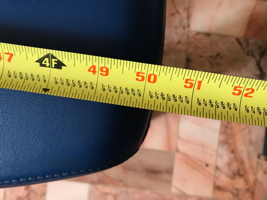 Life Fitness Commercial Gym Adjustable Weightlifting Workout Bench 50W X 25D X 17H [Photo 8]