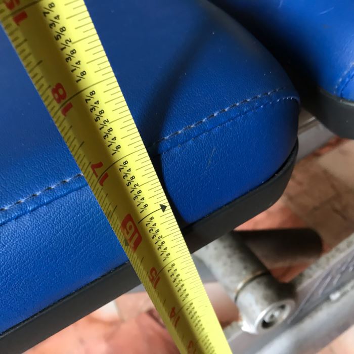 Life Fitness Commercial Gym Adjustable Weightlifting Workout Bench 50W X 25D X 17H [Photo 10]