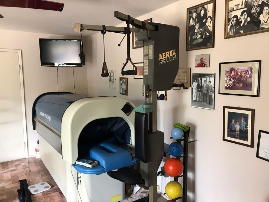 Aerex Body Pump Workout Machine Fitness Equipment 32W X 48D X 83H [Photo 2]