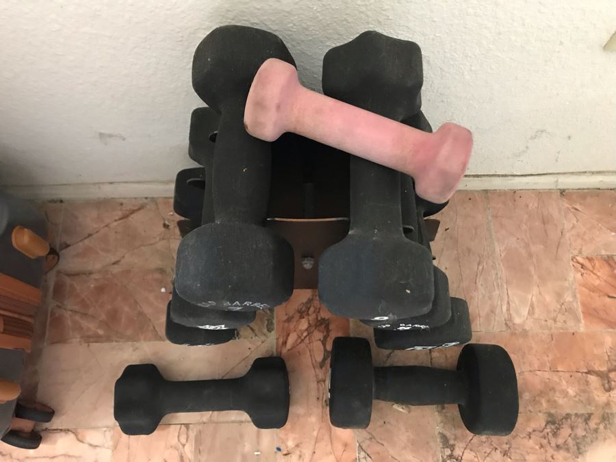 Various Barbell Weights With Rack [Photo 3]