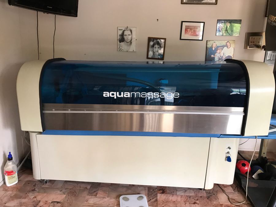 Aqua Massage Dry Water Massage Commerical Machine Retailed For $24,000 - Needs Servicing [Photo 3]