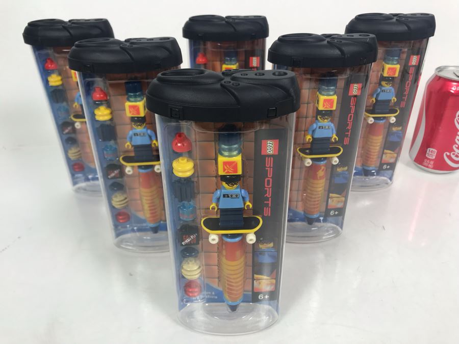 JUST ADDED - Six New LEGO Skaterboarder Girl Pens [Photo 3]