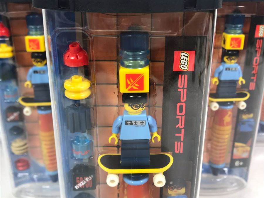 JUST ADDED - Six New LEGO Skaterboarder Girl Pens [Photo 4]